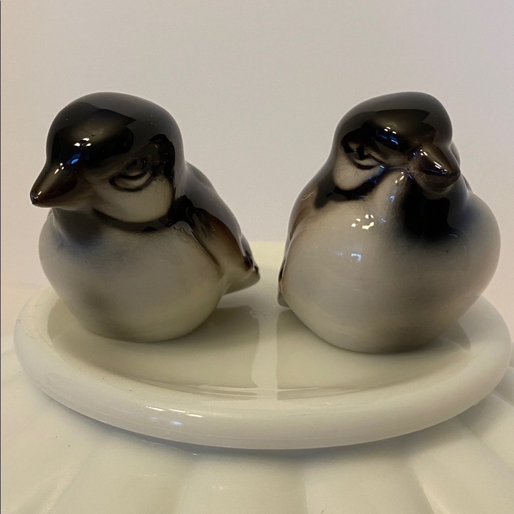 Vintage Set Of Two Porcelain Sparrows Birds Made In Austria by Wein Keramos - Picture 10 of 16
